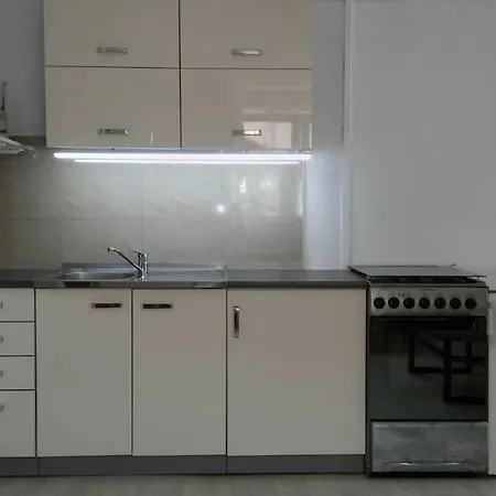 Apartman Ferienhaus - Pula-sisan, Kroatien